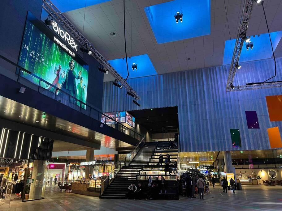 Brand New Modern Condo Built-In Mall Of Tripla Helsinki Bagian luar foto