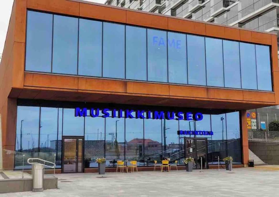 Brand New Modern Condo Built-In Mall Of Tripla Helsinki Bagian luar foto