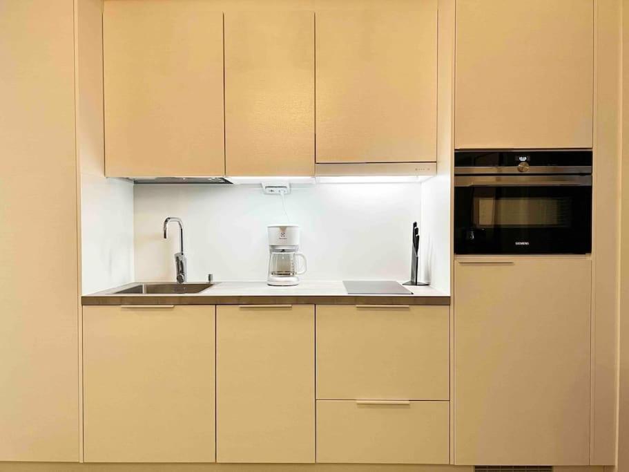Brand New Modern Condo Built-In Mall Of Tripla Helsinki Bagian luar foto