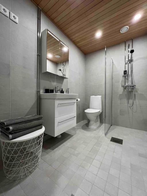 Brand New Modern Condo Built-In Mall Of Tripla Helsinki Bagian luar foto