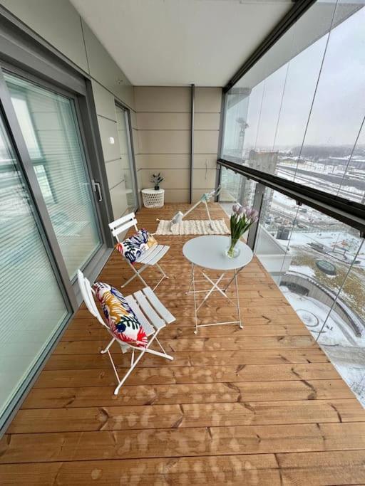 Brand New Modern Condo Built-In Mall Of Tripla Helsinki Bagian luar foto